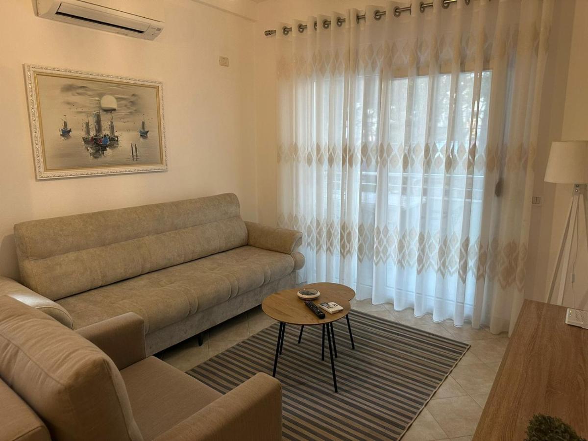 Sibora'S Apartment Голем Экстерьер фото